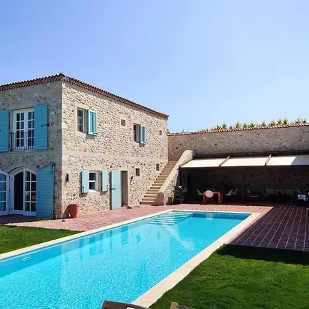 Hotel Magnificent Stone House 14 Beds 7 En-suite *