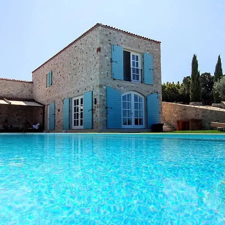 Hotel Magnificent Stone House 14 Beds 7 En-suite