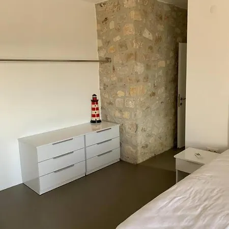 Magnificent Stone House 14 Beds 7 En-suite Hotel Çeşme